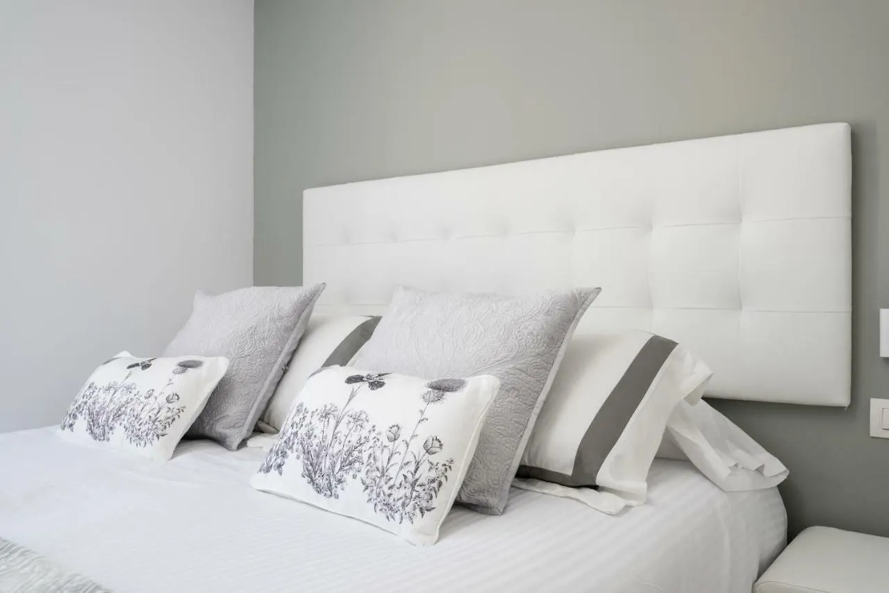 Seafront La Malagueta II Apartment Malaga
