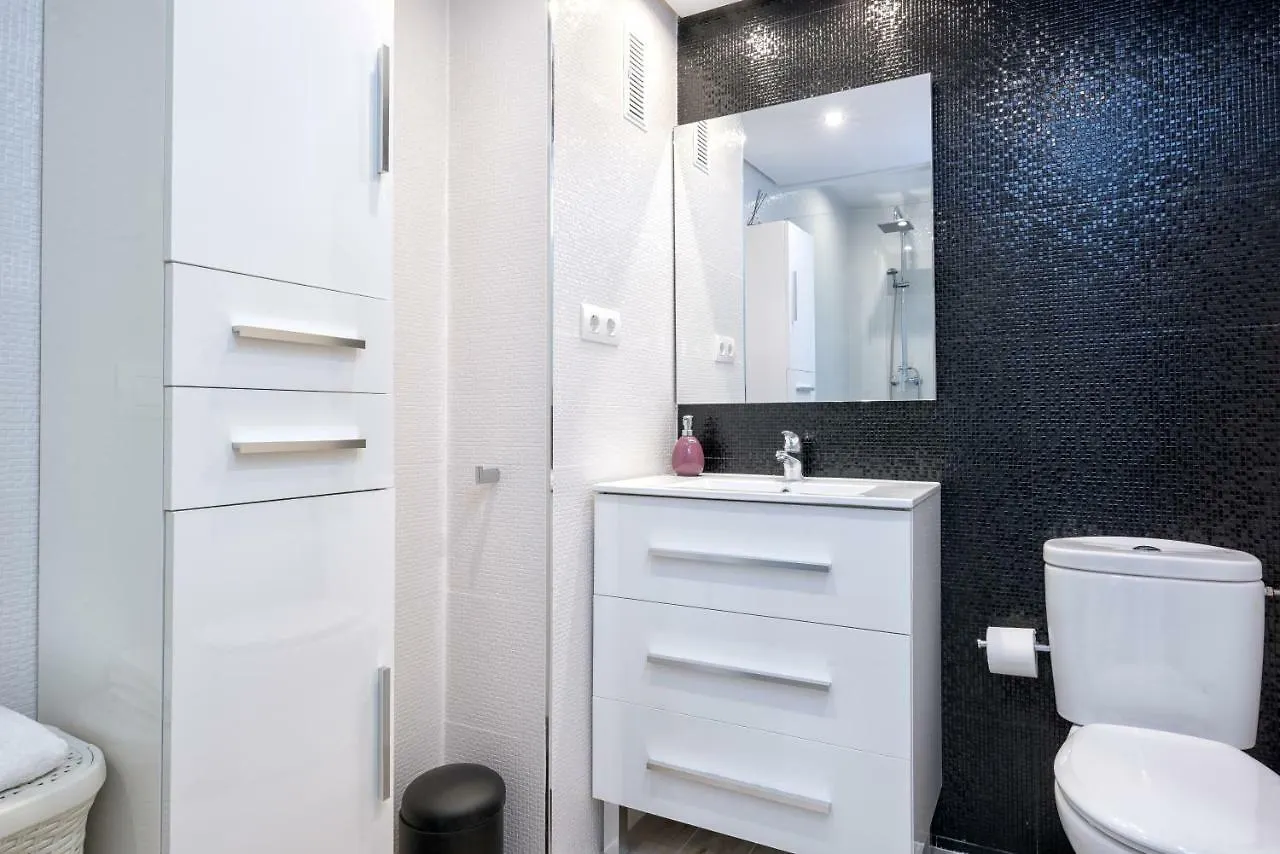 Seafront La Malagueta II Apartment Malaga